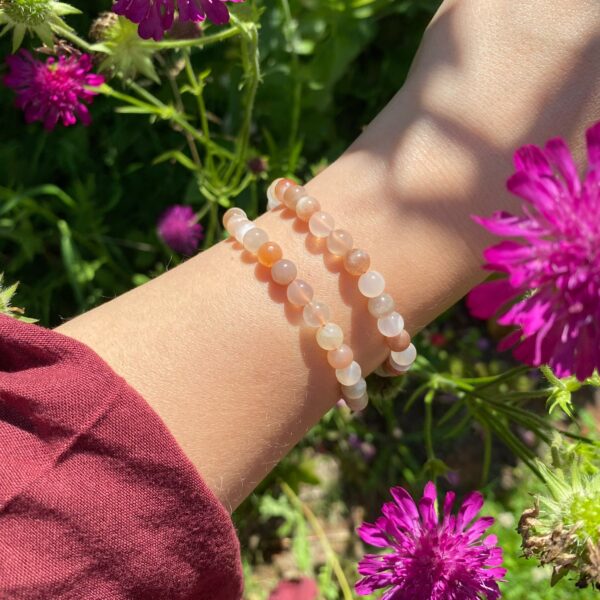 Sanftes Mondstein Armband · 6mm