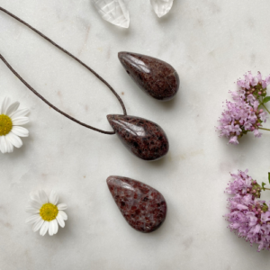 MERKABA Kette mit Granat Tropfen