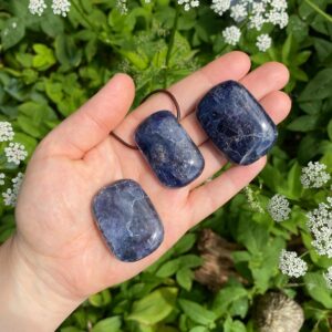 MERKABA Kette mit großem Iolith