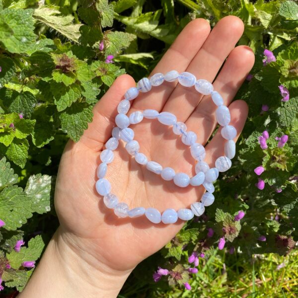 Blauer Chalcedon Freeform Armband – Bild 2