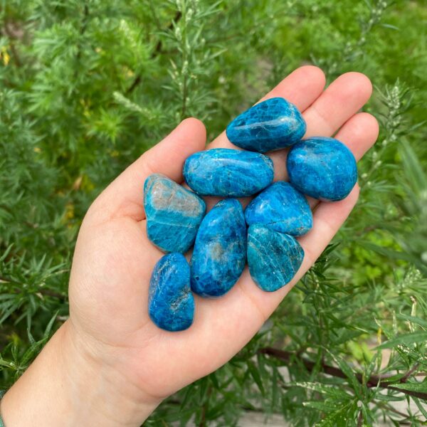 Blauer Apatit Trommelstein