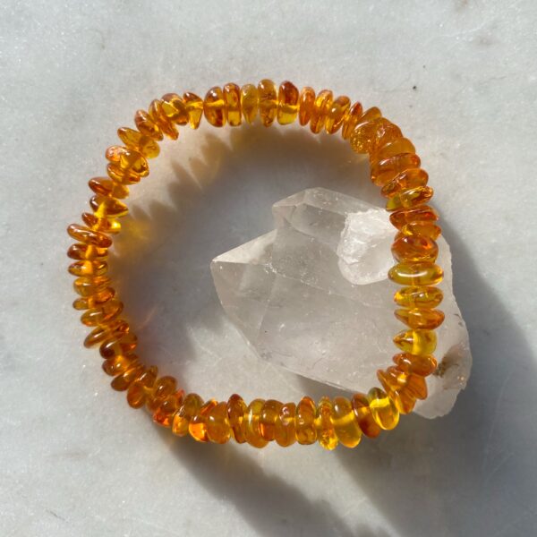 Bernstein Freeform Armband · Goldgelb