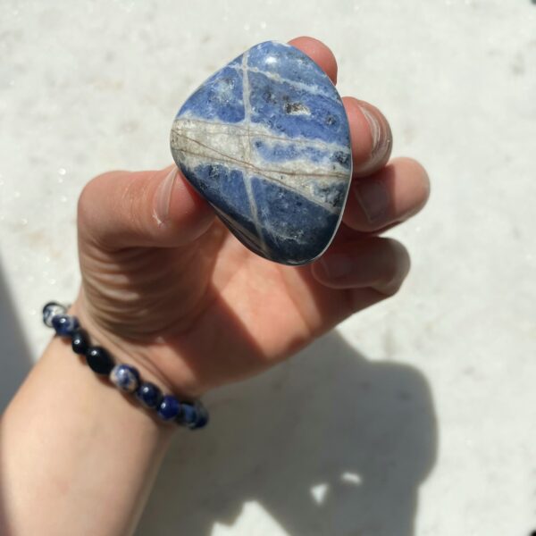 Sodalith Handschmeichler – Bild 4