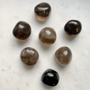 Runder Rauchquarz Trommelstein