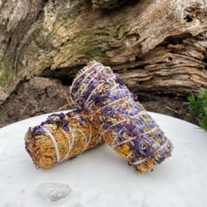 INNERE RUHE Bio-Räucherbündel · Lavendel · Malve · Johanniskraut