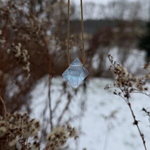 MERKABA Kette mit natürlichem Fluorit Oktaeder • blau
