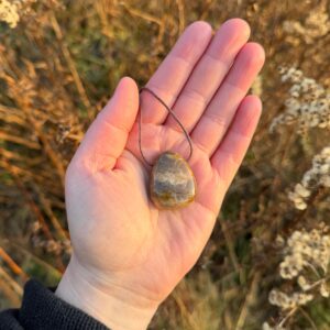 MERKABA Kette mit Versteinertem Holz
