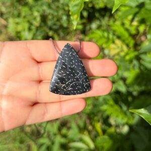 MERKABA Kette mit versteinertem Palmholz