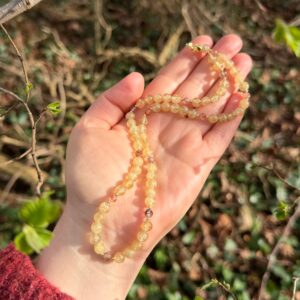 Zarte Kette mit Granat (gelb) • Super Seven