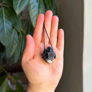 Kette mit großem Turmalin Naturkristall • UNIKAT#5