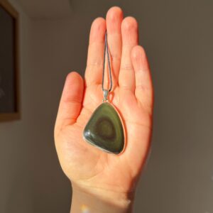 Regenbogen-Obsidian in Silberfassung · UNIKAT