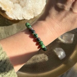 Rubin in Zoisit Armband · 8mm