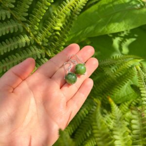 RUHE DES WALDES Ohrhänger Nephrit Jade · 925er Silber