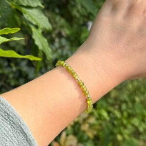 WANDELKRAFT Vesuvianit AA+ • zartes Armband