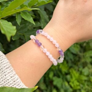 GOLDENES DREIECK Armband Rosenquarz · Amethyst · Bergkristall